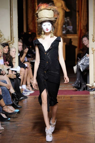 Look 44